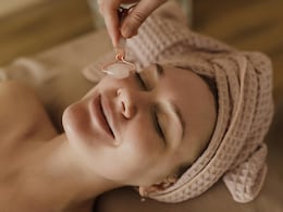 क्या होते हैं Face Rollers? क्या Skin में लाते हैं निखार? सिर्फ ₹300 में बना सकते हैं इन्हें अपना क्या होते हैं Face Rollers? क्या Skin में लाते हैं निखार? सिर्फ ₹300 में बना सकते हैं इन्हें अपना