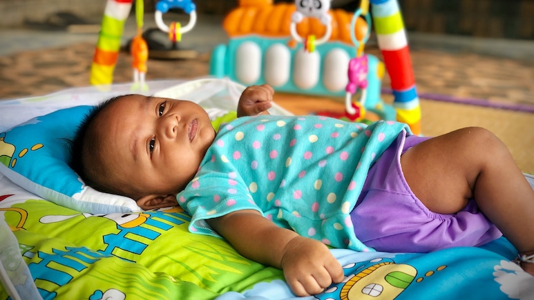 Amazon Great Freedom Festival 2025: Baby के Diaper, Wet Wipes से लेकर Toys तक, सभी पर भारी डिस्काउंट Amazon Great Freedom Festival 2025: Baby के Diaper, Wet Wipes से लेकर Toys तक, सभी पर भारी डिस्काउंट