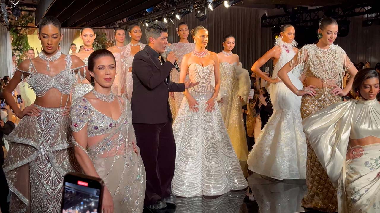 Video: India Couture Week: Glam Gala By Designer Manish Malhotra