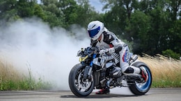 BMW R 1300 R Titan Custom Bike Breaks Cover, Here's What It Gets
