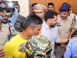 नेताओं-अफसरों का संरक्षण, कहानी छत्तीसगढ़ के शराब घोटाले की, जिसमें पूर्व CM के बेटे हुए गिरफ्तार नेताओं-अफसरों का संरक्षण, कहानी छत्तीसगढ़ के शराब घोटाले की, जिसमें पूर्व CM के बेटे हुए गिरफ्तार