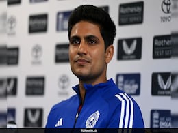 प्रसिद्ध कृष्णा vs अंशुल कंबोज, किसे मिलेगा मौका? शुभमन गिल ने मैनचेस्टर टेस्ट की प्लेइंग XI को लेकर दिया अपडेट प्रसिद्ध कृष्णा vs अंशुल कंबोज, किसे मिलेगा मौका? शुभमन गिल ने मैनचेस्टर टेस्ट की प्लेइंग XI को लेकर दिया अपडेट