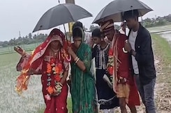 Bride Walks Through Mud, Groom Carried On Shoulders In Odisha Village Without Road Bride Walks Through Mud, Groom Carried On Shoulders In Odisha Village Without Road