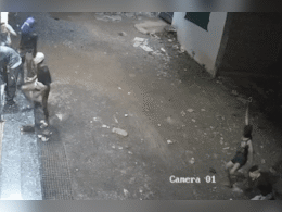 Viral Video: चोरों की करतूत CCTV में कैद, चोरी से पहले किया खुले में जमकर डांस और दिया खुला चैलेंज