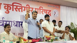 आजोबांच्या पावलावरं नातवाचं पाऊल; क्रिकेटपाठोपाठ कुस्ती संघटनेत Rohit Pawar यांची एन्ट्री