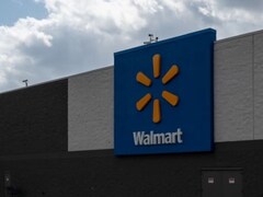 अमेरिका के मिशिगन वॉलमार्ट स्टोर में हुई चाकूबाजी, 11 घायल, 6 की हालत गंभीर