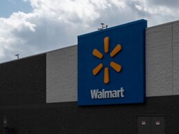 अमेरिका के मिशिगन वॉलमार्ट स्टोर में हुई चाकूबाजी, 11 घायल, 6 की हालत गंभीर अमेरिका के मिशिगन वॉलमार्ट स्टोर में हुई चाकूबाजी, 11 घायल, 6 की हालत गंभीर