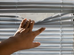 Toddler Dies After Getting Entangled In US Hotel Room's Window Blind Cord Toddler Dies After Getting Entangled In US Hotel Room's Window Blind Cord