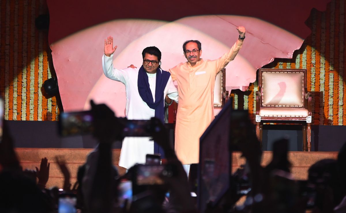 Uddhav Thackerey, Cousin Raj's Growing Proximity Unnerves Congress