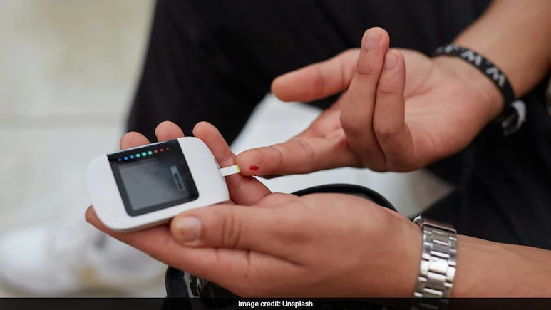 शुगर को कैसे कंट्रोल करें? आज से डाइट में शामिल कर लें ये 5 फूड्स शुगर नहीं भागेगा ऊपर