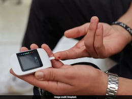 शुगर को कैसे कंट्रोल करें? आज से डाइट में शामिल कर लें ये 5 फूड्स शुगर नहीं भागेगा ऊपर शुगर को कैसे कंट्रोल करें? आज से डाइट में शामिल कर लें ये 5 फूड्स शुगर नहीं भागेगा ऊपर