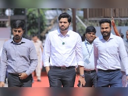 varun Sardesai: विधान भवन परिसरात वरुण सरदेसाईंना धक्काबुक्की, नीलम गोऱ्हेंसोबत बाचाबाची; नेमकं काय घडलं?