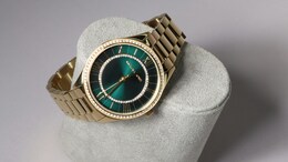 Hariyali Teej पर Wife को Gift करें ये Stylish और खूबसूरत Watch, 30% से 40% तक का मिल रहा है Discount