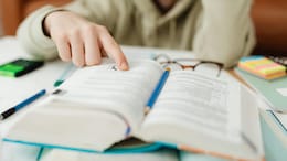 What Peer Review Is And How It Validates Research Before Gets Published