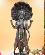 भगवान शिव के अलावा किन देवी-देवताओं से जुड़े हैं नाग देवता, जानें सिर्फ एक क्लिक में