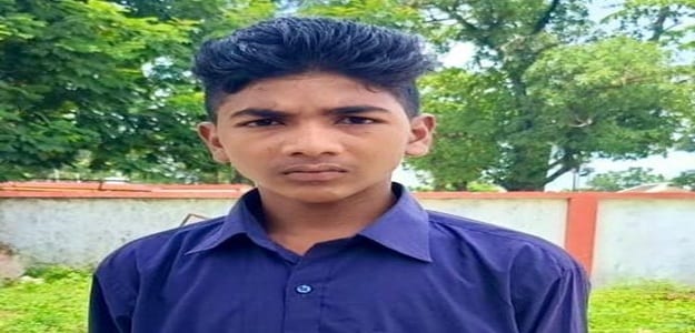 Naxal Village: बदलाव की कहानी; नक्सली हिडमा गांव के बच्चे का कमाल, शिक्षा के क्षेत्र में रच दिया इतिहास Naxal Village: बदलाव की कहानी; नक्सली हिडमा गांव के बच्चे का कमाल, शिक्षा के क्षेत्र में रच दिया इतिहास