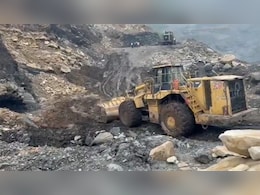 झारखंड में कोयला खदान का हिस्सा ढहने से 4 की मौत, कई अन्य के फंसे होने की आशंका झारखंड में कोयला खदान का हिस्सा ढहने से 4 की मौत, कई अन्य के फंसे होने की आशंका