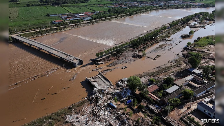 As Rain Continues To Cause Floods, Northern China Deaths Rise To 13