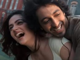 <i>Saiyaara</i>: From Recreating Scenes To Crying In Theatres, Viral Fan Reactions To Ahaan Panday-Aneet Padda's Film