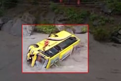 Bus Carrying ITBP Jawans Falls Into River In Ganderbal, Rescue Operation Underway Bus Carrying ITBP Jawans Falls Into River In Ganderbal, Rescue Operation Underway