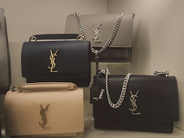 इन Classy Shoulder Bags के साथ हर लुक को बनाए और भी Glamorous और Stylish! कीमत 1000 रुपये से भी है कम इन Classy Shoulder Bags के साथ हर लुक को बनाए और भी Glamorous और Stylish! कीमत 1000 रुपये से भी है कम