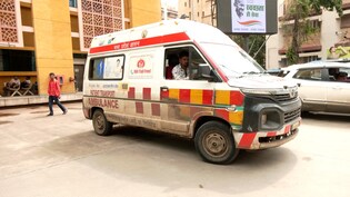 रांची: ई-रिक्शा और ऑटो के लिए नया नियम लागू, जाम में फंसी एंबुलेंस में बच्ची की मौत के बाद प्रशासन का फैसला