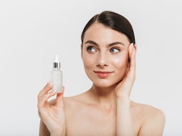 Nutritionist Suggests Top 7 Monsoon Foods You Should Eat To Fix Your Skin Nutritionist Suggests Top 7 Monsoon Foods You Should Eat To Fix Your Skin