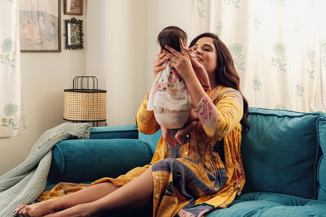 बेटी पैदा होने पर डर गई थी ये एक्ट्रेस, अब बोली- हम भारत में रहते हैं, मुझे बंदूक खरीदनी पड़ेगी