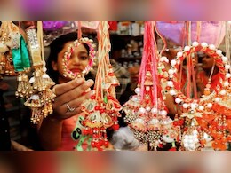 रक्षाबंधन 2025: रिश्तों की डोर में बंधा राष्ट्रप्रेम, बाजारों में इन थीम वाली राखियों की धूम रक्षाबंधन 2025: रिश्तों की डोर में बंधा राष्ट्रप्रेम, बाजारों में इन थीम वाली राखियों की धूम