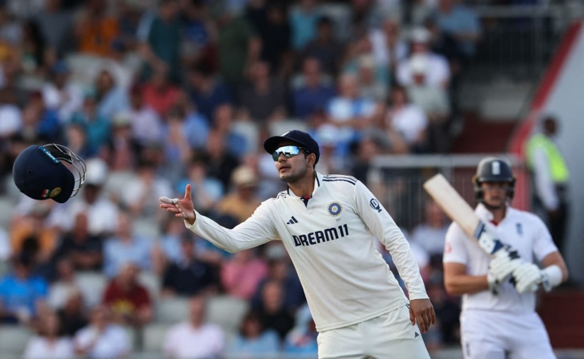 Shastri Shows No Mercy To Gill After Blunders On Day 3: 