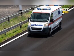 प्राण्यांसाठी सुपर स्पेशालिटी रुग्णवाहिका, पंकजा मुंडे यांच्या हस्ते लोकार्पण