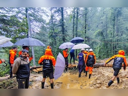 Kedarnath Yatra 2025: भारी बारिश से केदारनाथ यात्रा बाधित, मुनकटिया स्लाइडिंग जोन में भूस्खलन के चलते बंद हुआ रास्ता