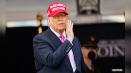 Trump Announces 90-Day Negotiating Period With Mexico As 25% Tariffs Stay