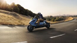 New BMW CE 04 Makes Global Debut With New Colours, Optional Mods