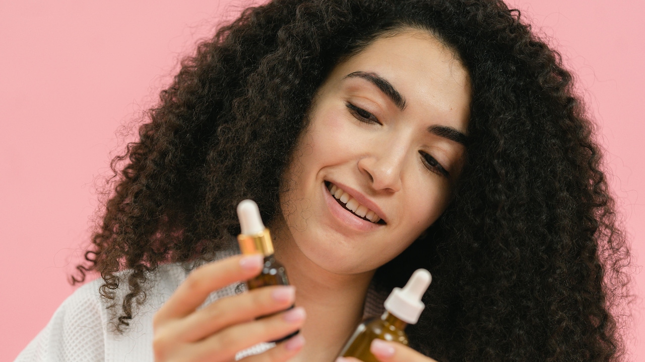 Glowing skin in the Ayurvedic way, Kumkumadi oil restores, renews, and radiates from within.