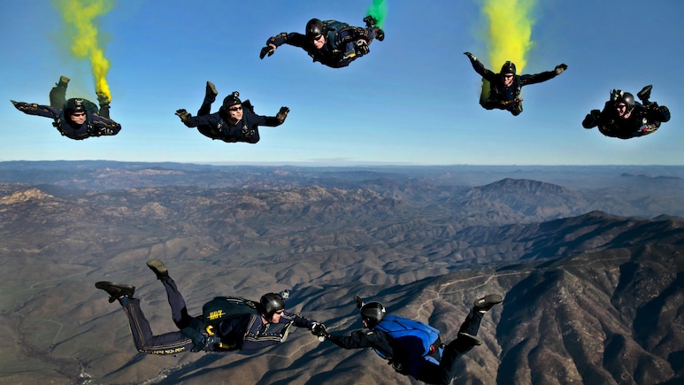Want To Try Skydiving In India? These 5 Places Are Worth The Freefall Want To Try Skydiving In India? These 5 Places Are Worth The Freefall