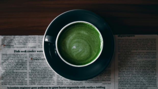 How To Make Matcha Tea At Home: Step-By-Step Guide For Beginners