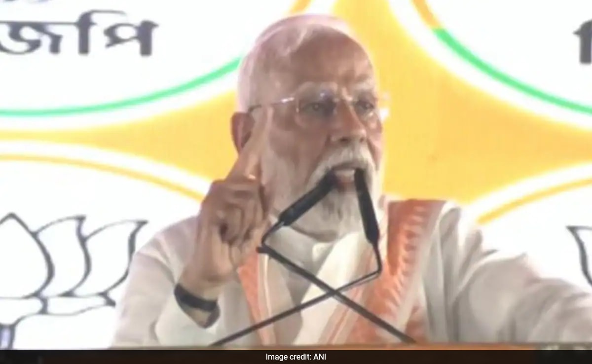 „Образователната система, от първично на по -високо ниво, се съсипва“: PM Modi се удря в TMC 
