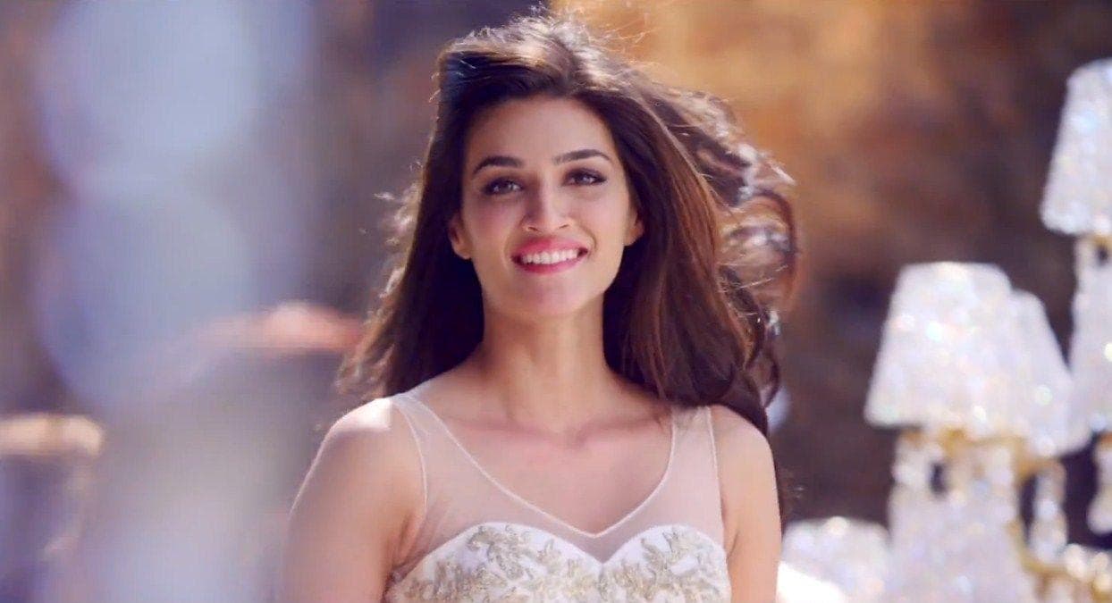 A scene from Heropanti A scene from Heropanti