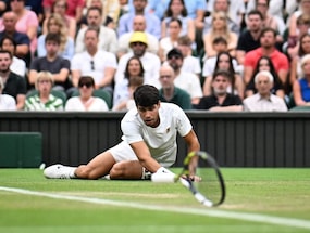 Smiling Through: Carlos Alcaraz Wont Let Wimbledon Defeat Get Him Down