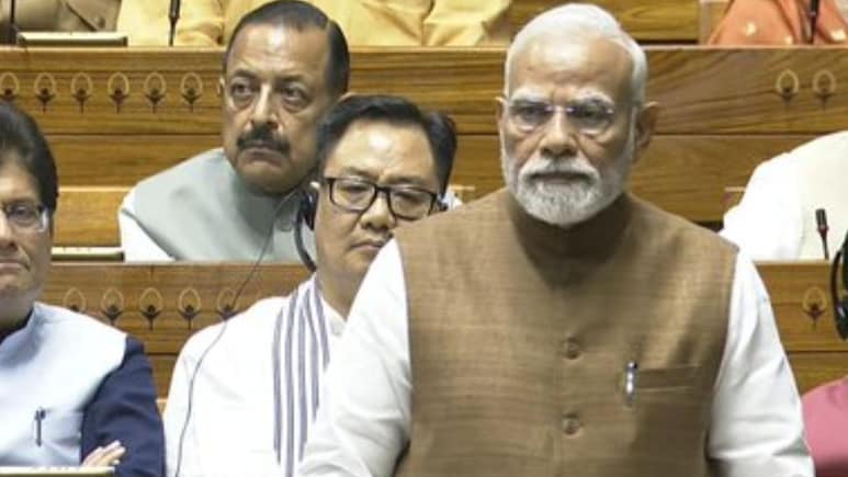 पीएम मोदी का विपक्ष को जवाब- दुनिया के किसी देश ने भारत को ऑपरेशन रोकने को नहीं कहा पीएम मोदी का विपक्ष को जवाब- दुनिया के किसी देश ने भारत को ऑपरेशन रोकने को नहीं कहा