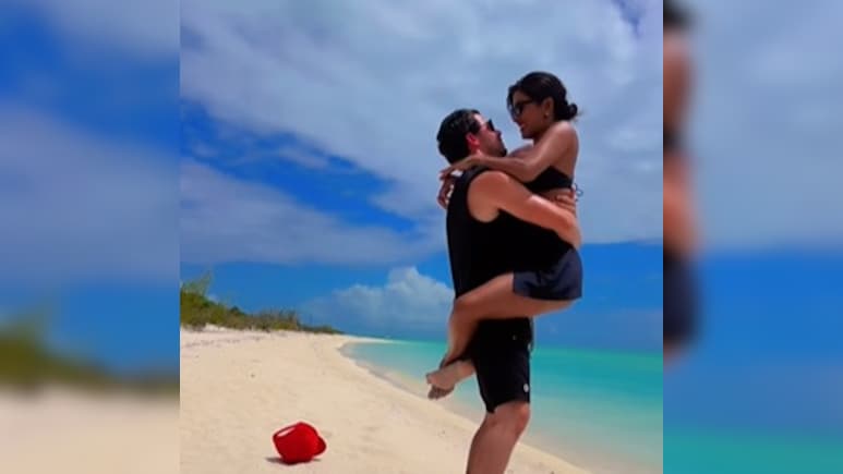 PDA Alert: Priyanka Chopra Jumps Into Nick Jonas's Arms For A Kiss On A Beach