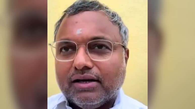 'Can't Be Global Power With Stray Dog Problem At Home': Karti Chidambaram 'Can't Be Global Power With Stray Dog Problem At Home': Karti Chidambaram