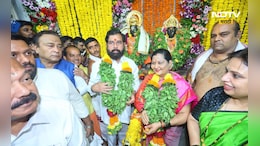 Eknath Shinde: फडणवीस पंढरपूरात, एकनाथ शिंदेंनी 'या' ठिकाणी केली विठ्ठल रुक्मिणीची पूजा