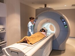 MRI Machine : एक चूक जीवावर बेतली; पत्नीच्या उपचारासाठी आलेल्या व्यक्तीचा MRI मध्ये अडकल्याने मृत्यू