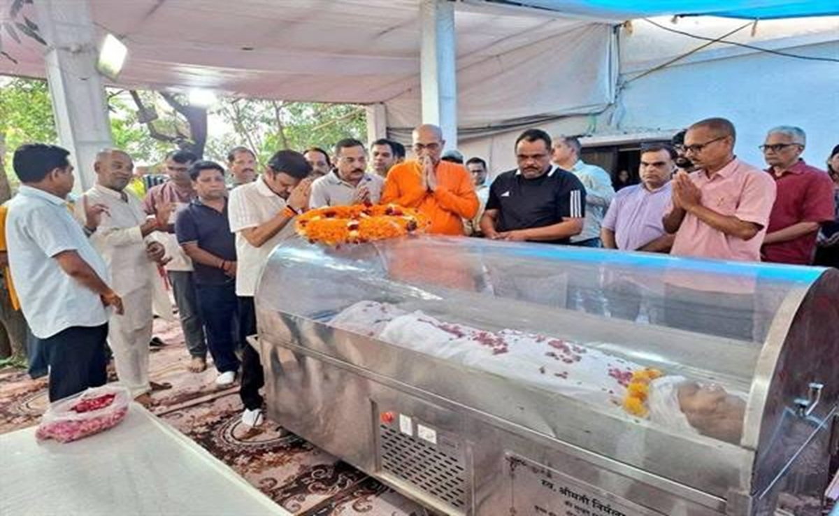 सदैव 'कार्य निष्ठा' की शिक्षा और प्रेरणा मिली... ससुर ब्रह्मानंद यादव के निधन पर CM मोहन ने जताया शोक