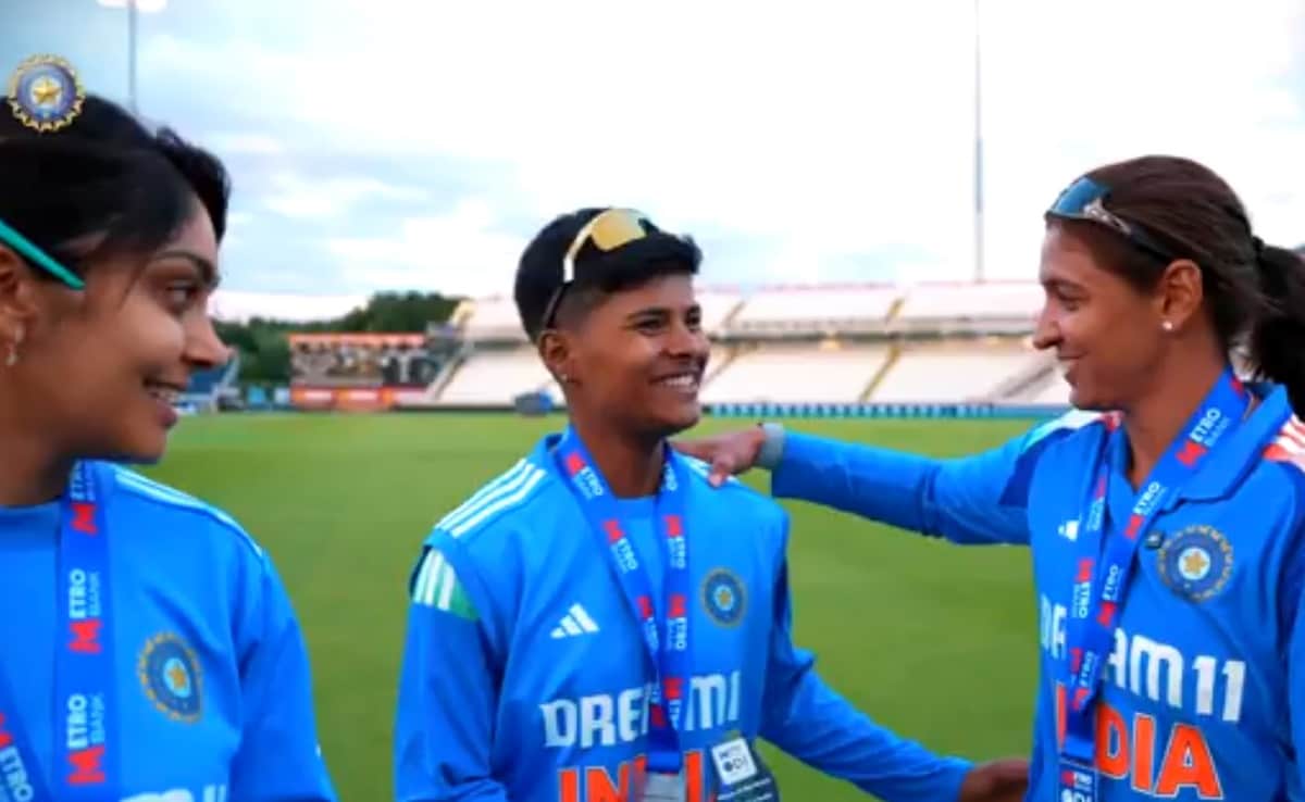 Harmanpreet Kaur Shares POTM Award With This Star, Gesture Leaves Everyone Awestruck