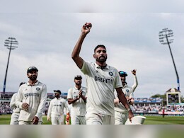 Mohammed Siraj: गाबा में घमंड तोड़ने वाली गेंद का मोहम्मद सिराज ने क्या किया? कब्रिस्तान से लौटे 'मियां' ने बताई जबर्दस्त स्टोरी Mohammed Siraj: गाबा में घमंड तोड़ने वाली गेंद का मोहम्मद सिराज ने क्या किया? कब्रिस्तान से लौटे 'मियां' ने बताई जबर्दस्त स्टोरी