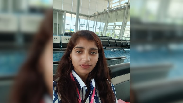 बाराबंकी की बेटी ने जापान में बढ़ाया देश का मान, दीये की रोशनी में पढ़ाने वाली पूजा की प्रेरणादायक कहानी