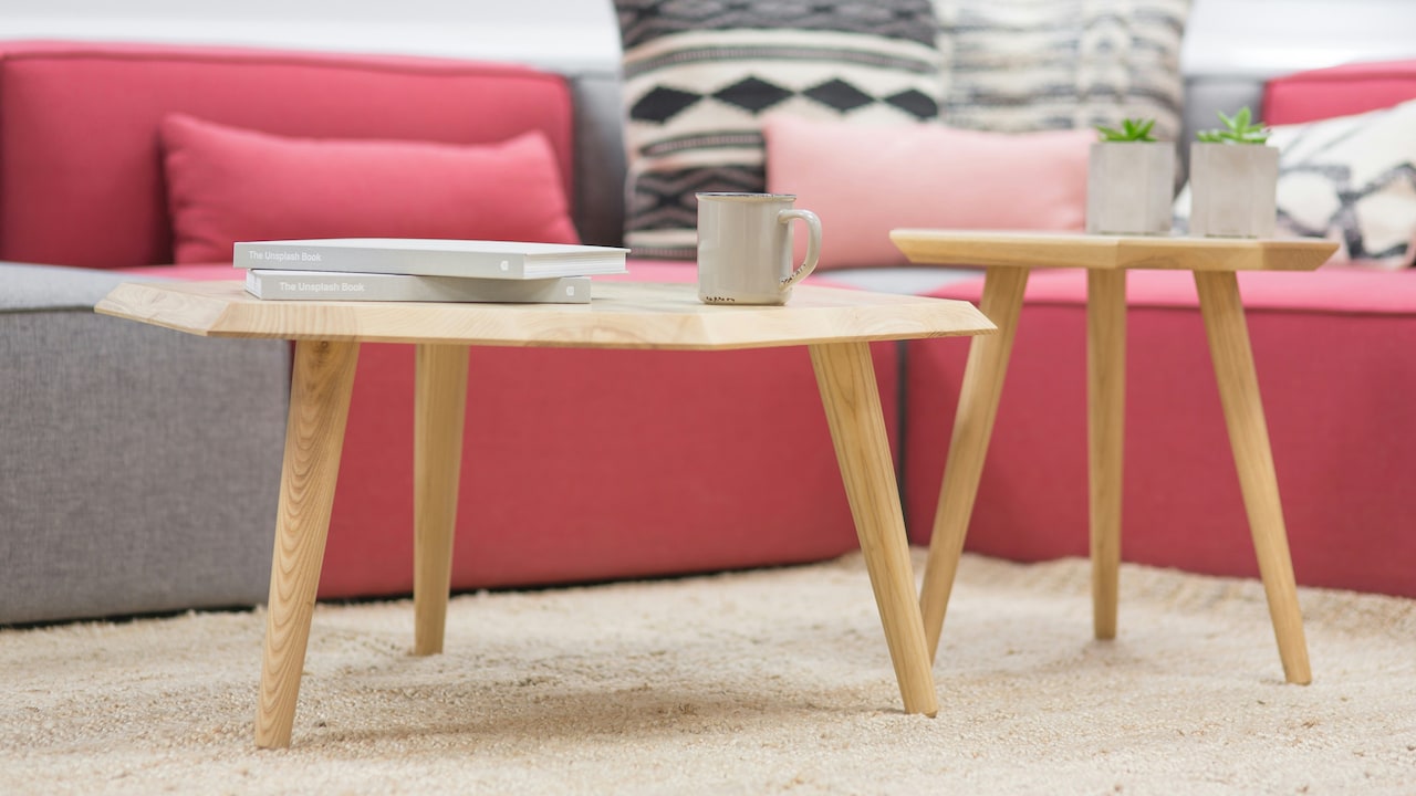 Chic and affordable coffee tables under ₹5,000 to uplift your bedroom space 